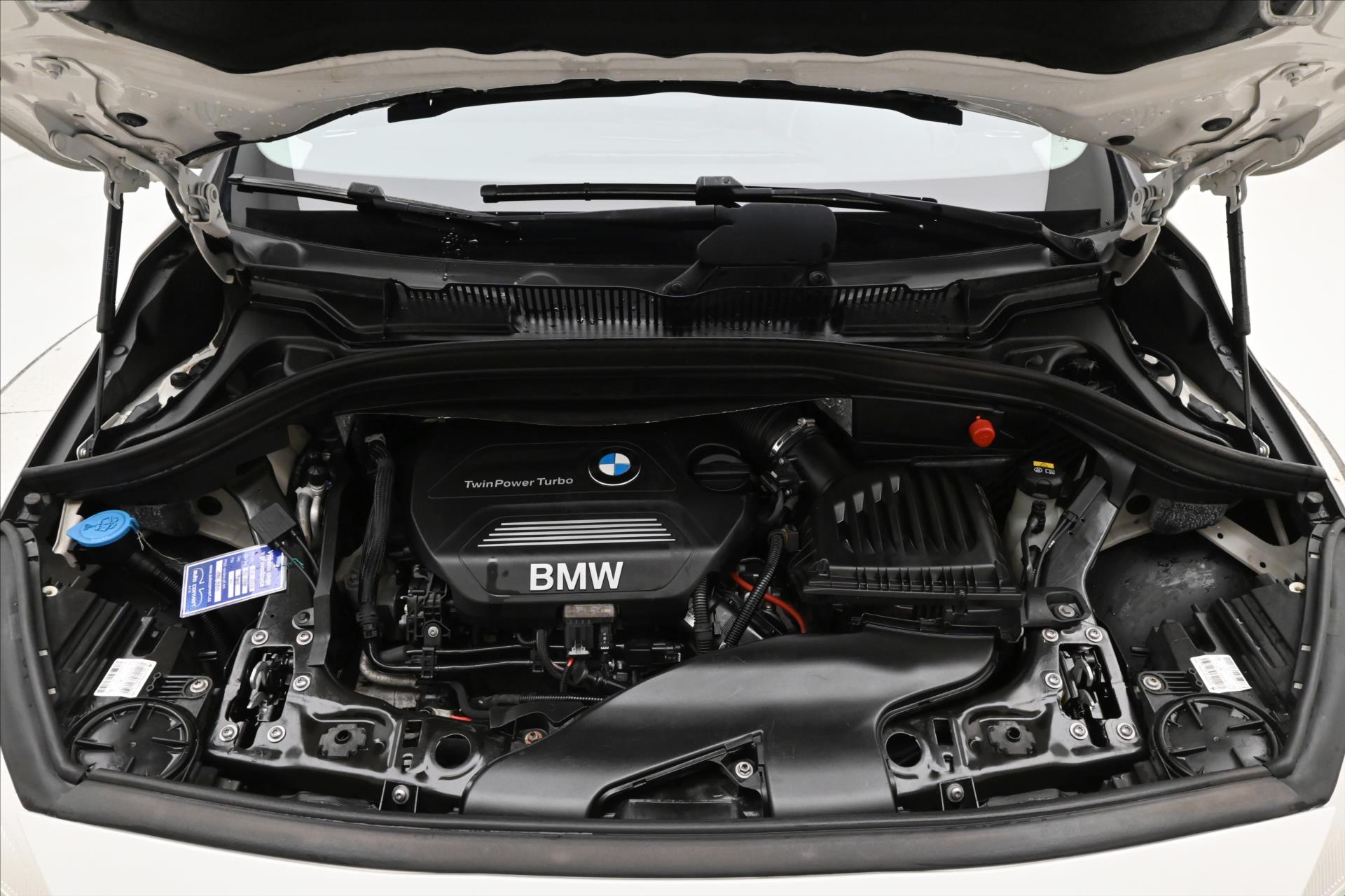 Hlavní fotografie vozu BMW Řada 2 2,0 218d 110 kW Active Záruka až 5 let (9)