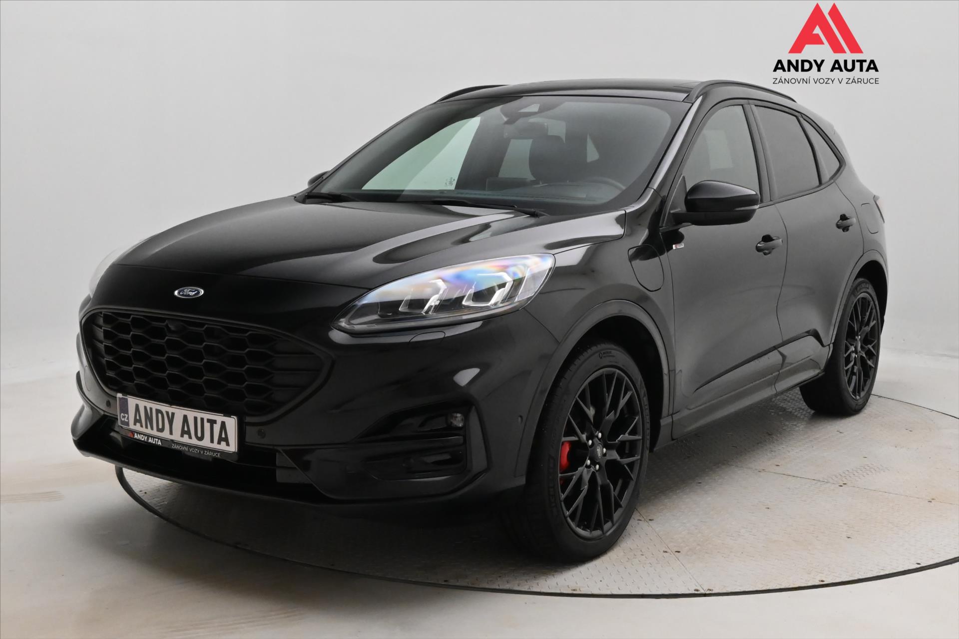 Ford Kuga 2,5 PLUG-IN 112 kW ST-LINE Záruka až 5 let