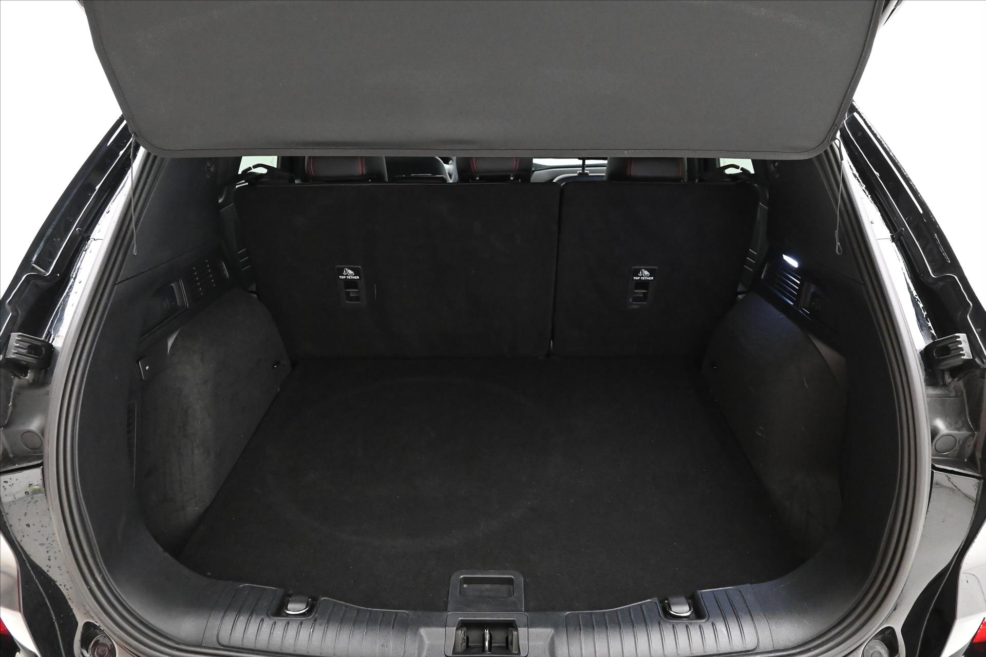 Hlavní fotografie vozu Ford Kuga 2,5 PLUG-IN 112 kW ST-LINE Záruka až 5 let (10)