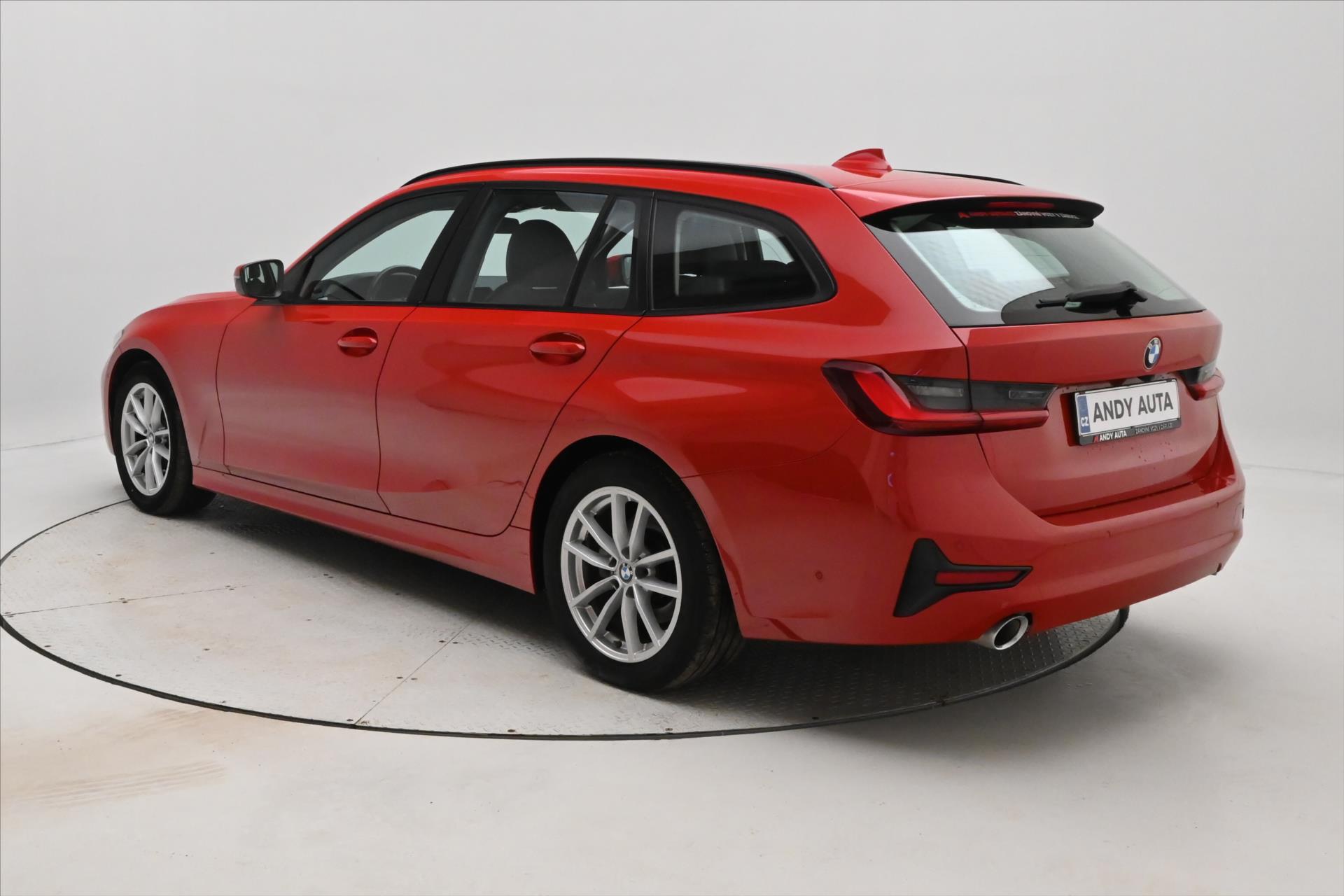 Hlavní fotografie vozu BMW Řada 3 2,0 320d 140 kW Steptronic Záruka a 5 let (7)