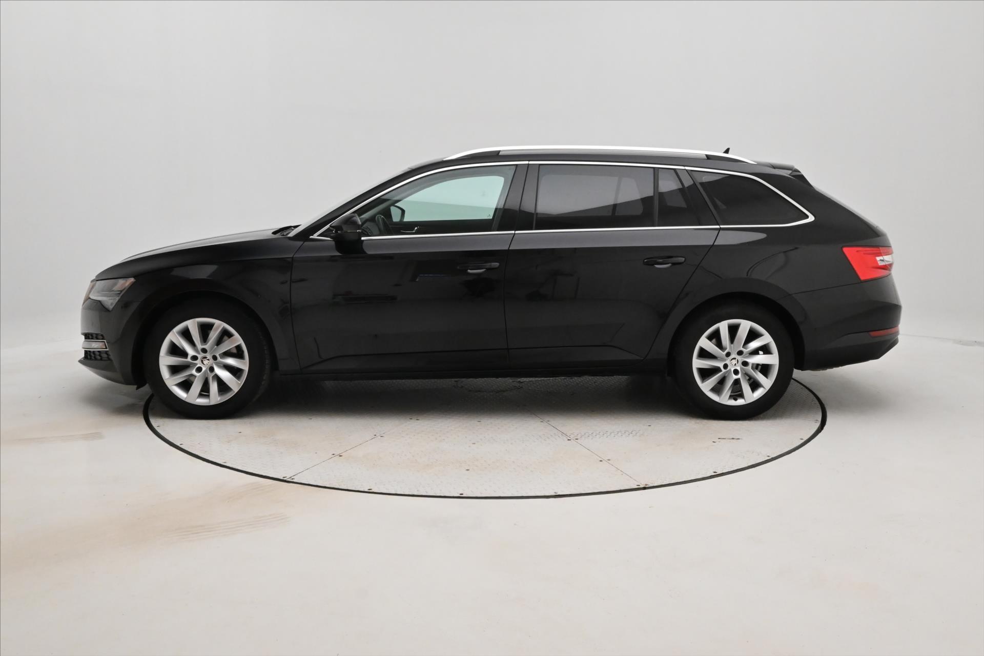 Hlavní fotografie vozu Škoda Superb 2,0 TDI 147 kW DSG STYLE Záruka až 5 let (8)