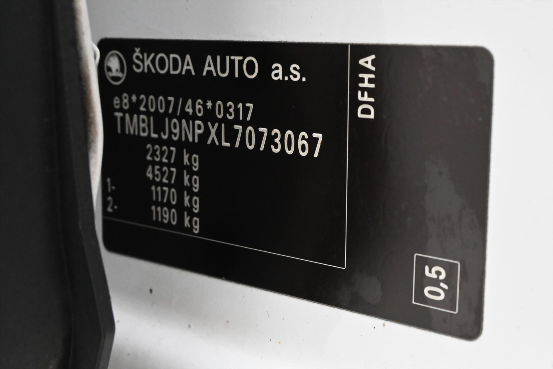Hlavní fotografie vozu Škoda Superb 2,0 SCOUT TDI 140kW DSG 4x4 Záruka až 5 let (12)
