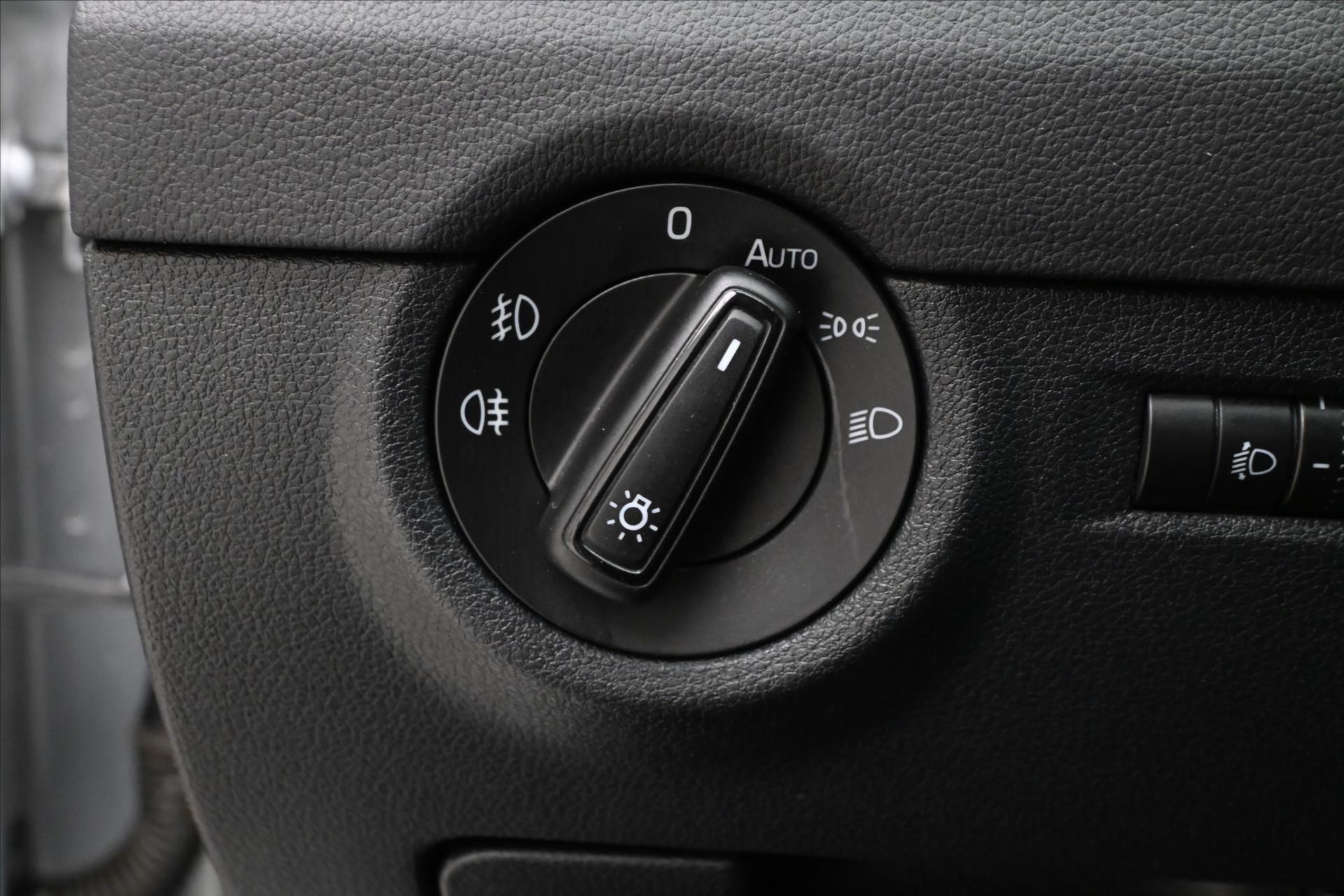 Hlavní fotografie vozu Škoda Octavia 1,6 TDI 77 kW DSG Ambition Záruka až 5 let (25)