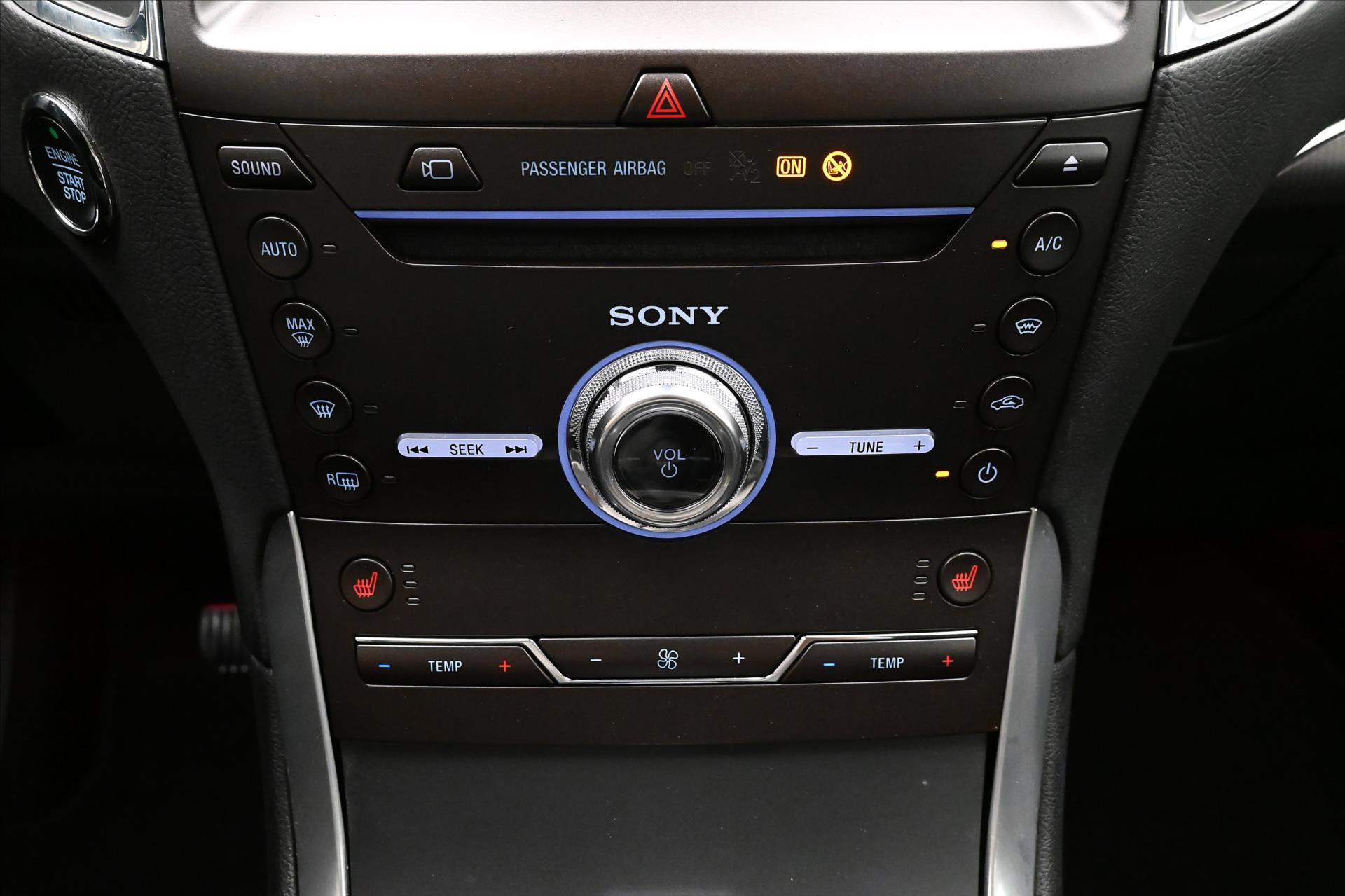 Hlavní fotografie vozu Ford S-MAX 2,0 EcoBLUE 140 kW AT8 7MÍST Záruka až 5 let (21)