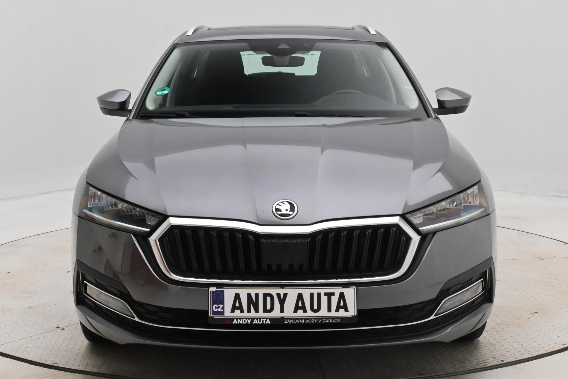 Hlavní fotografie vozu Škoda Octavia 2,0 TDI 110kW DSG Style Záruka až 5 let (2)