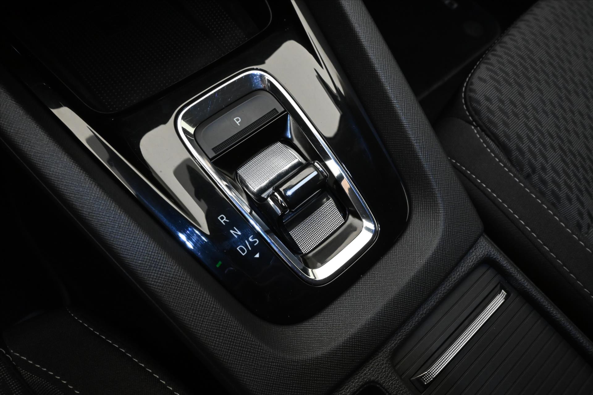 Hlavní fotografie vozu Škoda Octavia 2,0 TDI 110kW DSG Style Záruka až 5 let (24)