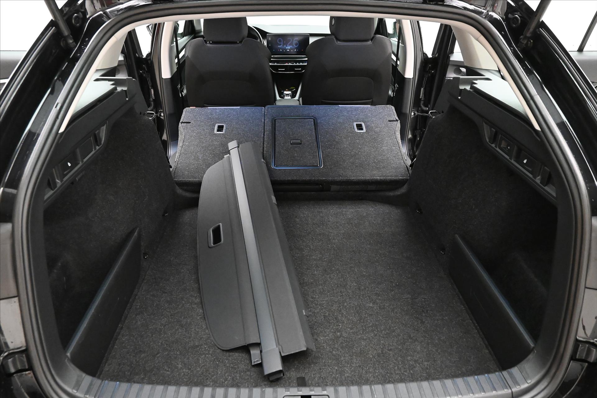 Hlavní fotografie vozu Škoda Octavia 2,0 TDI 110kW DSG Style Záruka až 5 let (11)