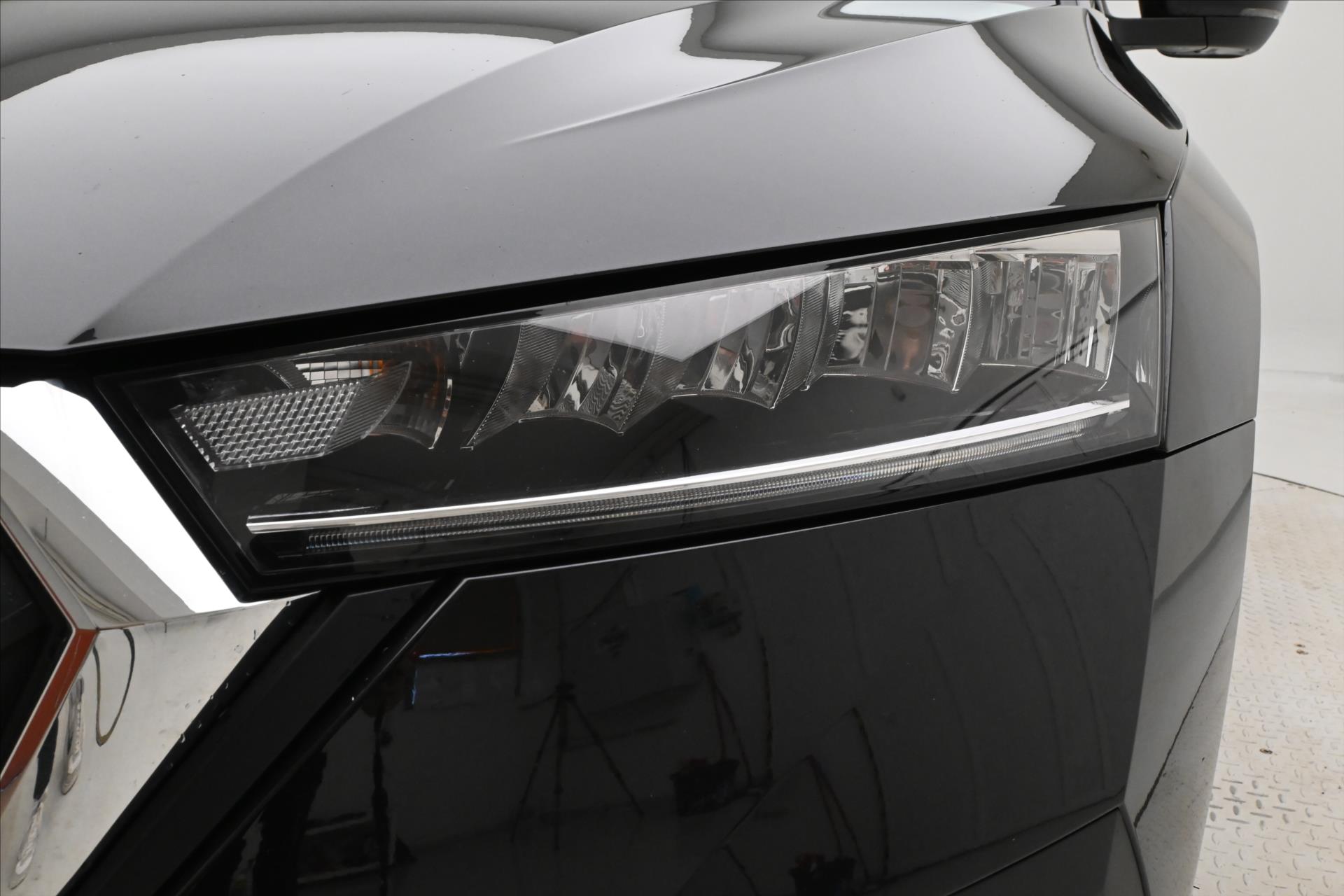 Hlavní fotografie vozu Škoda Octavia 2,0 TDI 110kW DSG Style Záruka až 5 let (31)