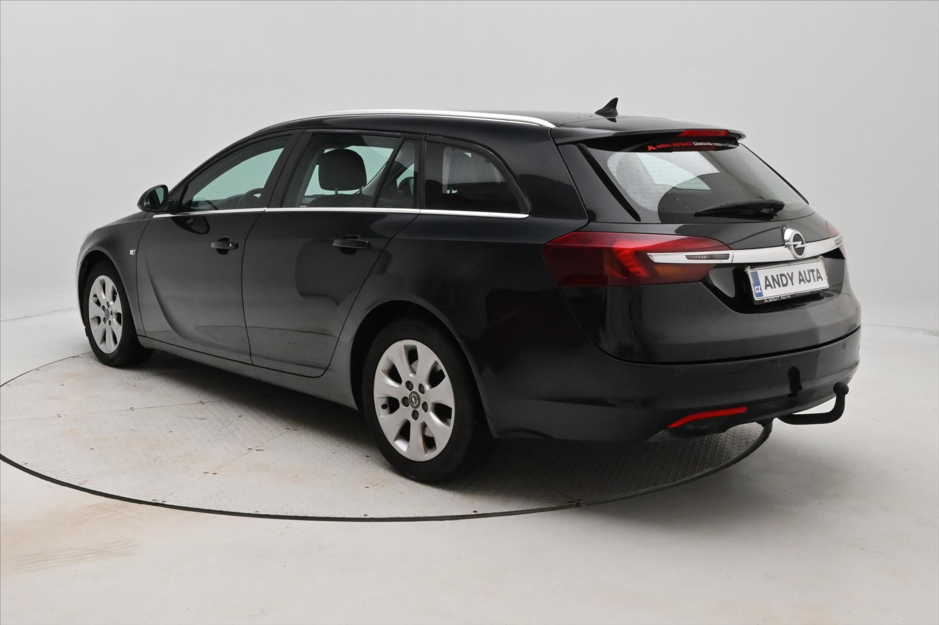Hlavní fotografie vozu Opel Insignia 2,0 CDTI 103kW Bi-Xen tažné (7)