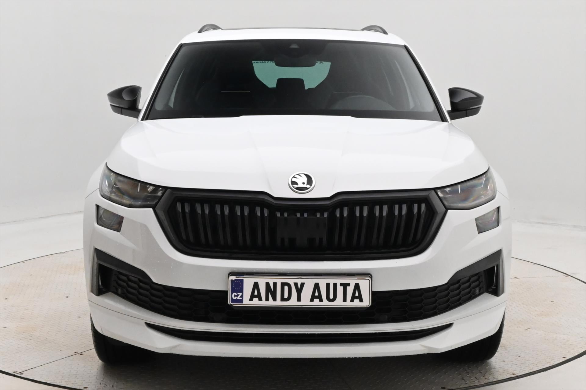 Hlavní fotografie vozu Škoda Kodiaq 1,5 TSI 110kW DSG Sportline 7/míst Záruka až 5 let (2)