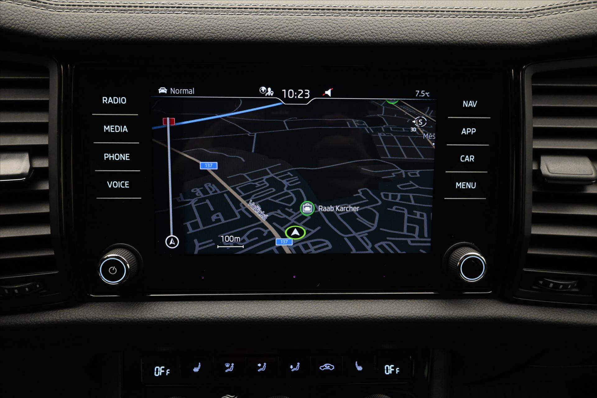 Hlavní fotografie vozu Škoda Kodiaq 1,5 TSI 110kW DSG Sportline 7/míst Záruka až 5 let (21)