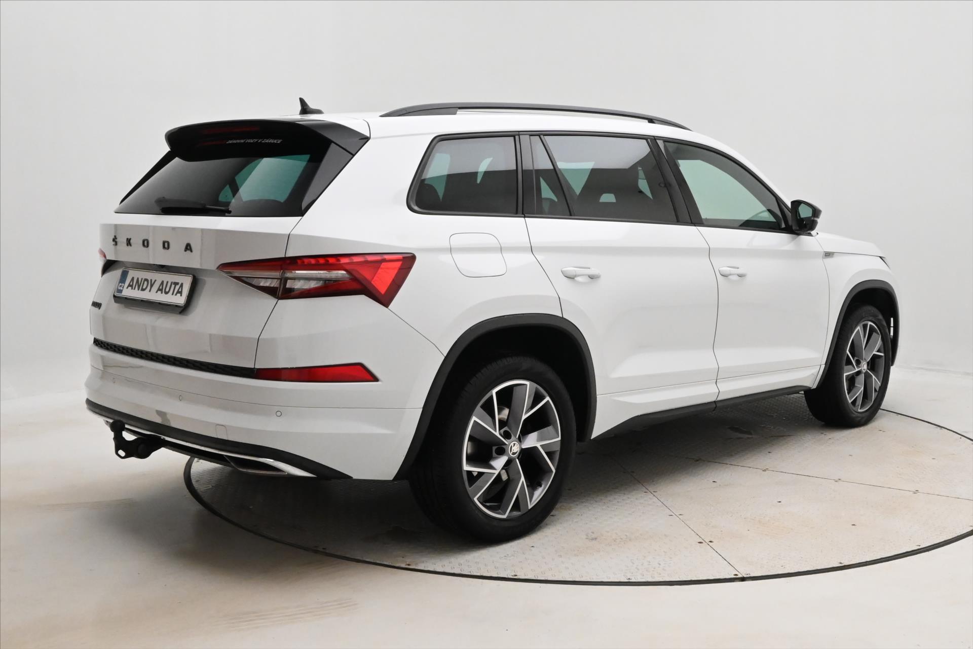 Hlavní fotografie vozu Škoda Kodiaq 1,5 TSI 110kW DSG Sportline 7/míst Záruka až 5 let (5)