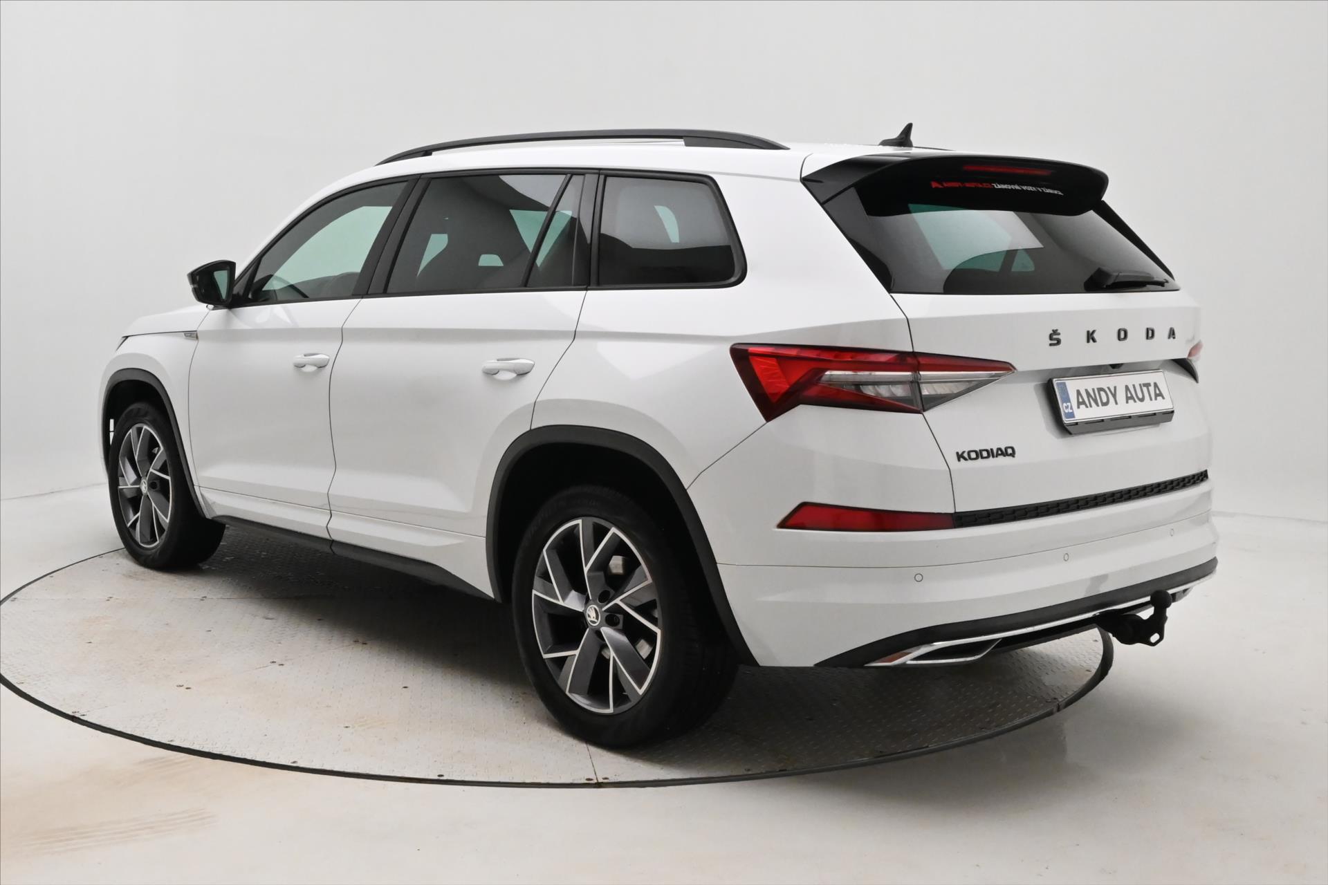 Hlavní fotografie vozu Škoda Kodiaq 1,5 TSI 110kW DSG Sportline 7/míst Záruka až 5 let (7)