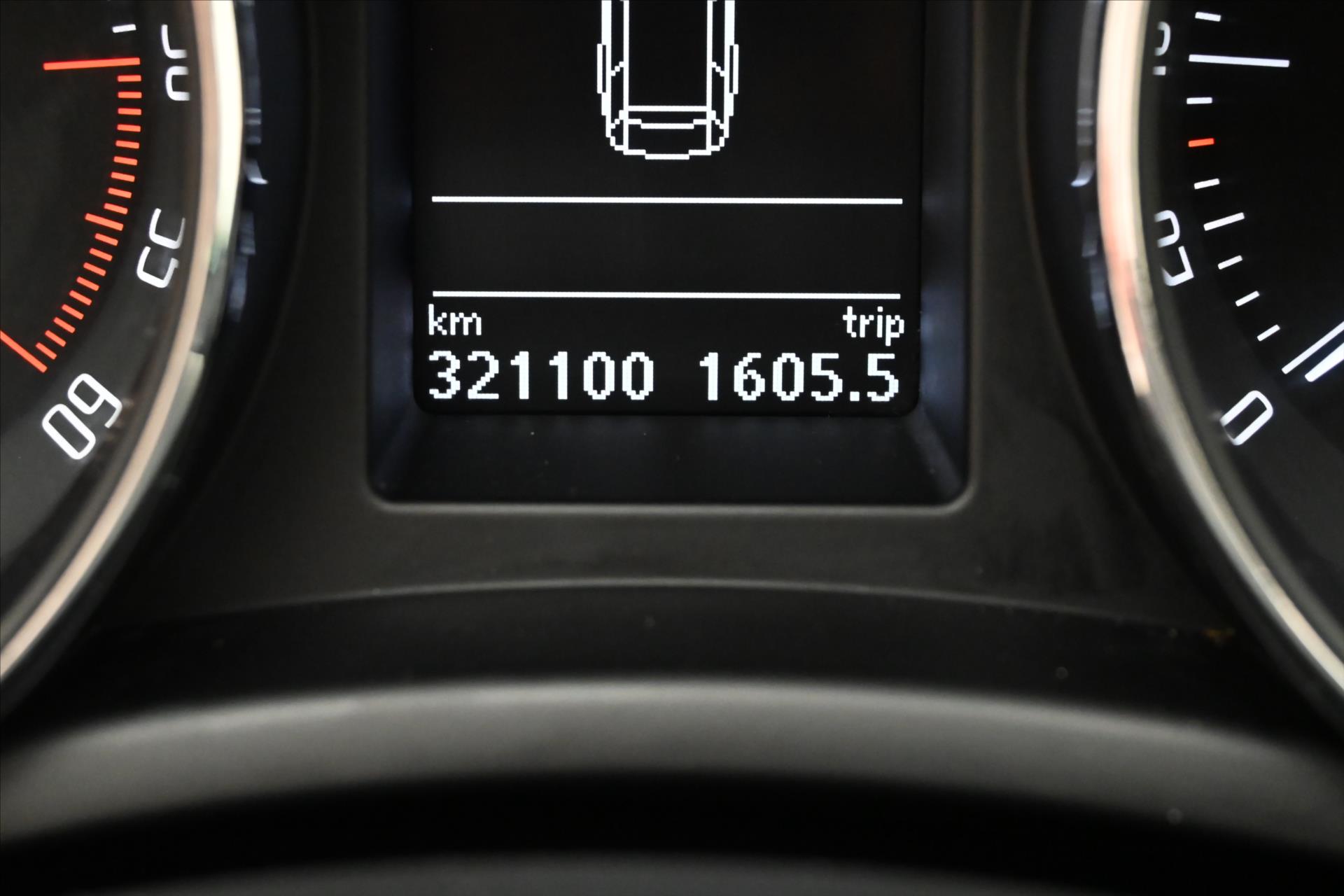 Hlavní fotografie vozu Škoda Superb 2,0 TDI 103kW Ambition Serv. kniha (17)