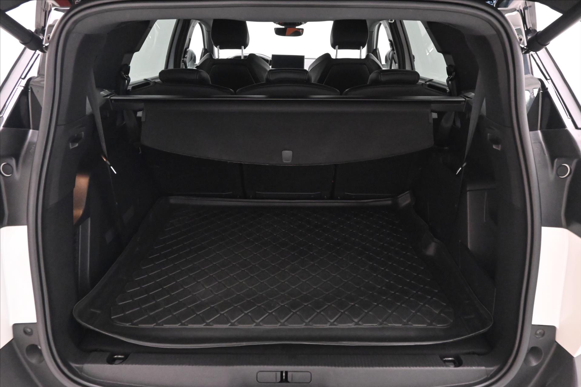 Main photo of the car Peugeot 5008 1.6 133kW GT-Line AT 8 Warranty up to 5 years (10)