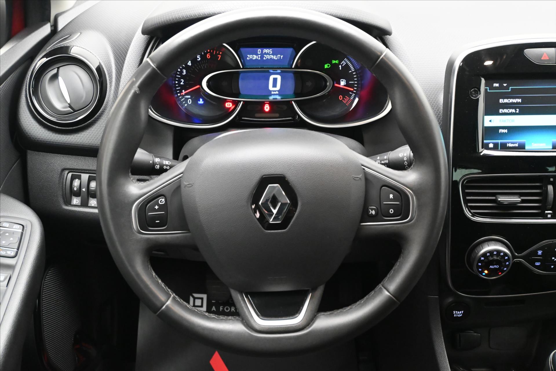 Hlavní fotografie vozu Renault Clio 0,9 TCE 66 kW Limited Záruka až 5 let (18)