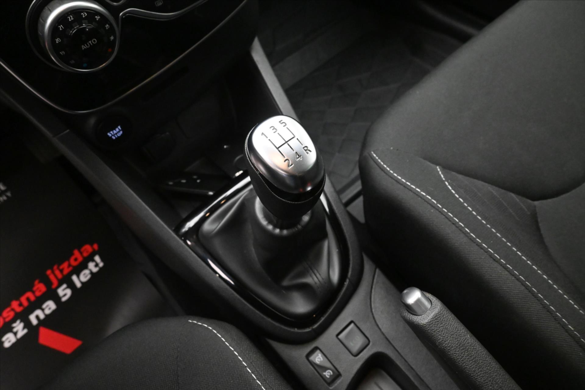 Hlavní fotografie vozu Renault Clio 0,9 TCE 66 kW Limited Záruka až 5 let (21)
