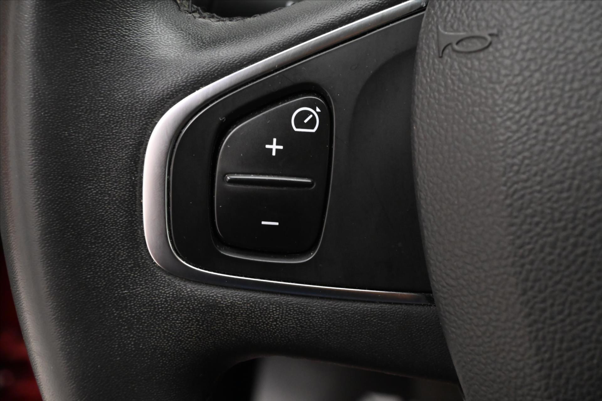 Hlavní fotografie vozu Renault Clio 0,9 TCE 66 kW Limited Záruka až 5 let (22)
