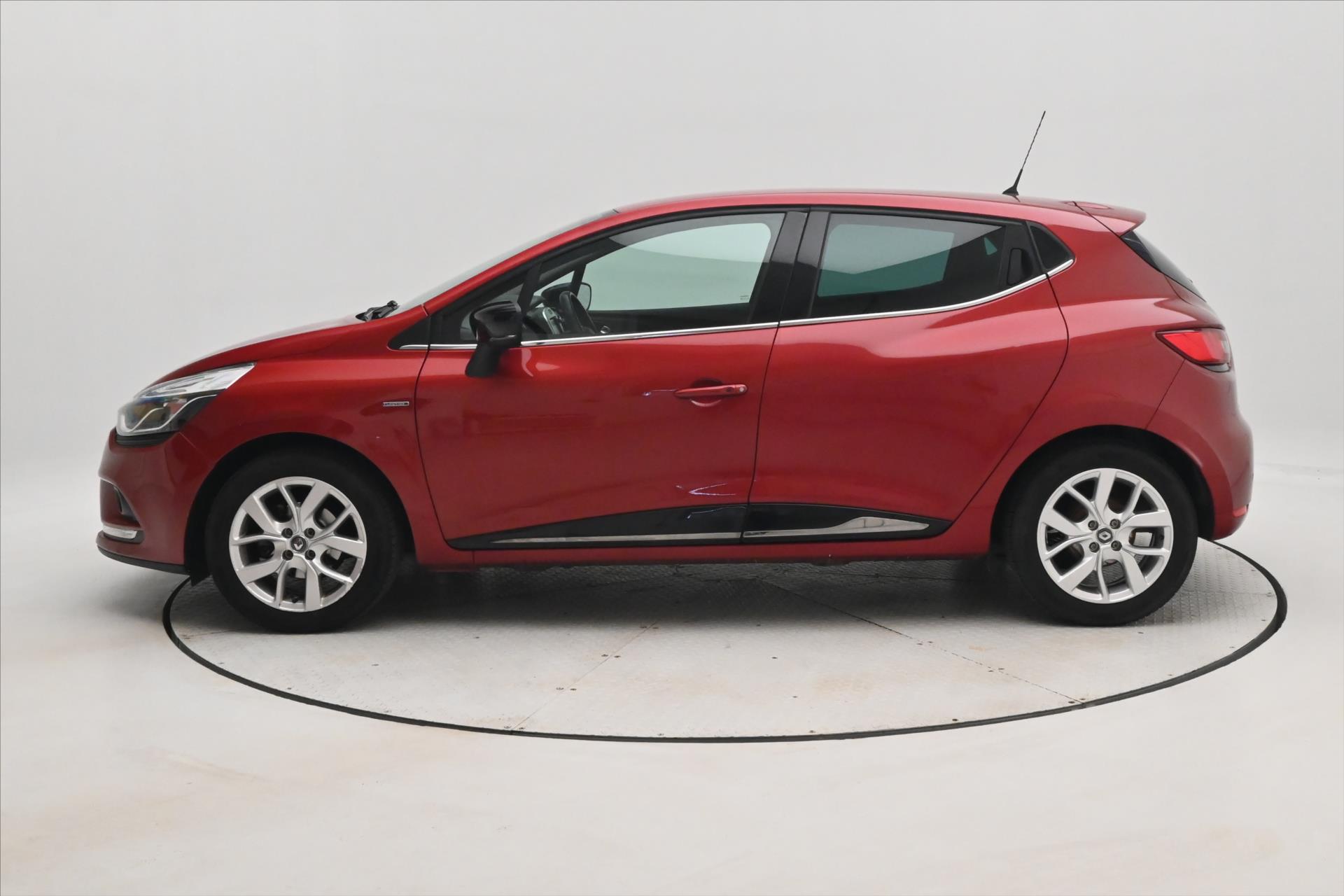 Hlavní fotografie vozu Renault Clio 0,9 TCE 66 kW Limited Záruka až 5 let (8)