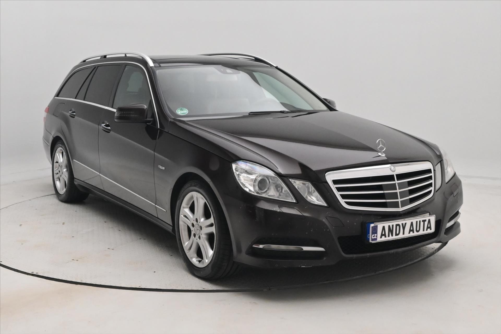 Hlavní fotografie vozu Mercedes-Benz Třídy E 3,0 350 CDi 195kW Plný servis (3)