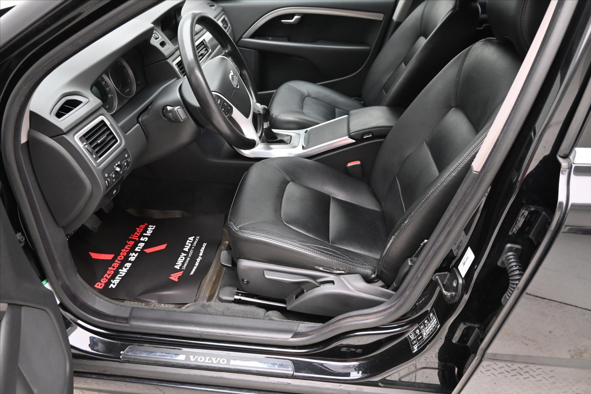 Hlavní fotografie vozu Volvo V70 2,0 120kW D4 Manuál Tažné (13)