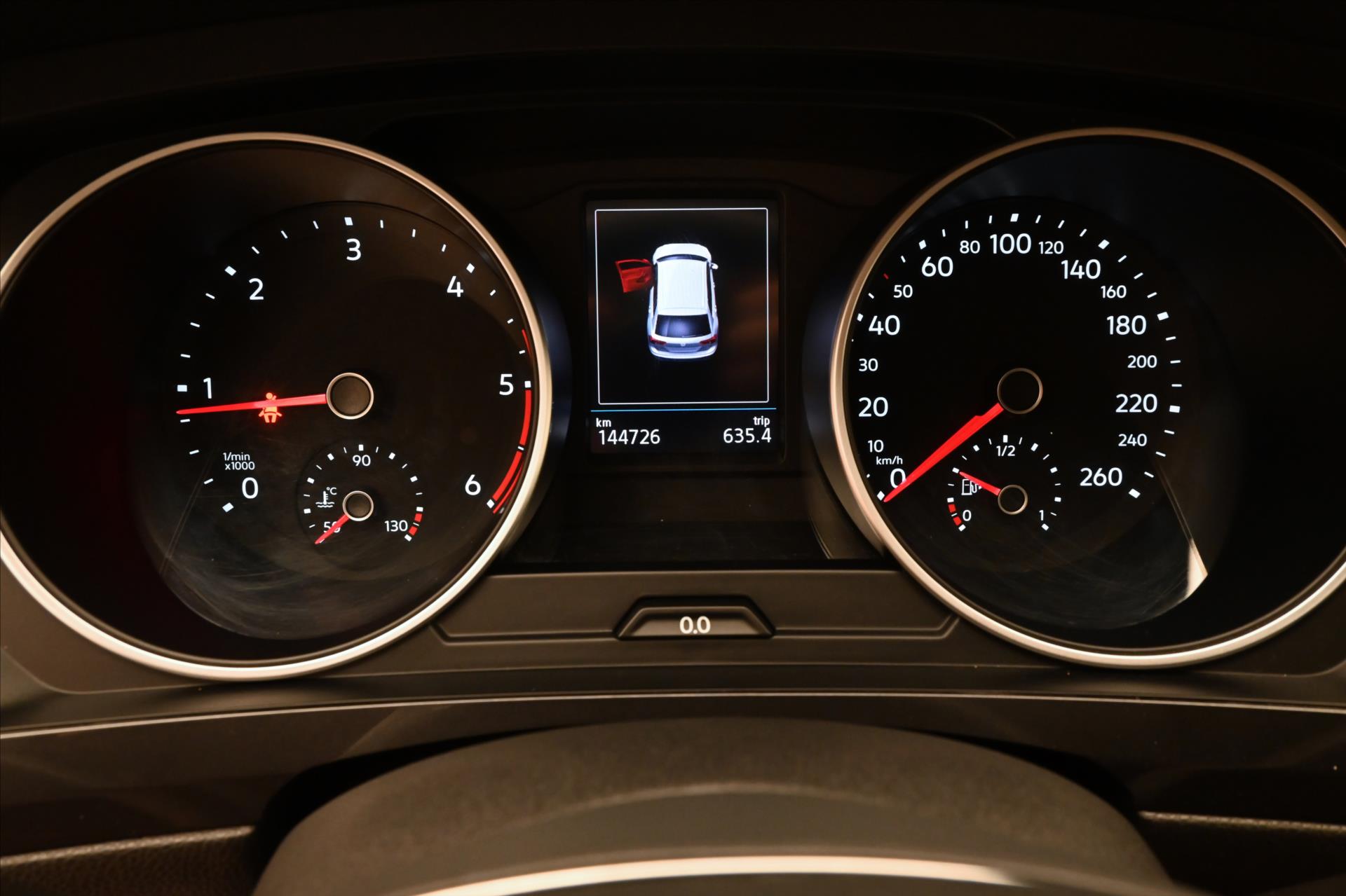 Hlavní fotografie vozu Volkswagen Tiguan Allspace 2,0 TDI 110KW 4MOTION Záruka až 5 let (16)