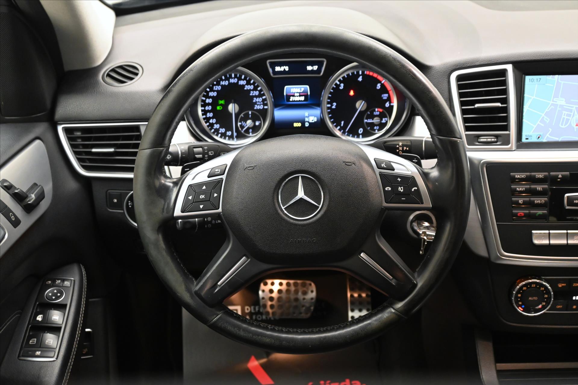 Hlavní fotografie vozu Mercedes-Benz Třídy M 3,0 350 CDI 190 kW 4MATIC Záruka až 5 let (18)