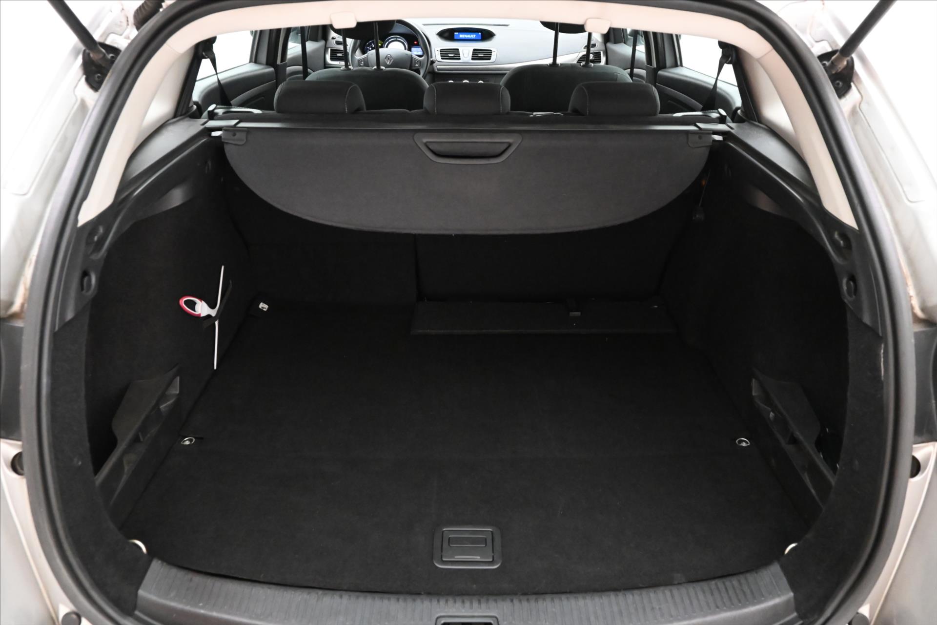 Hlavní fotografie vozu Renault Mégane 1,5 dCi 81kW Grandtour Tažné Klimatizace (10)
