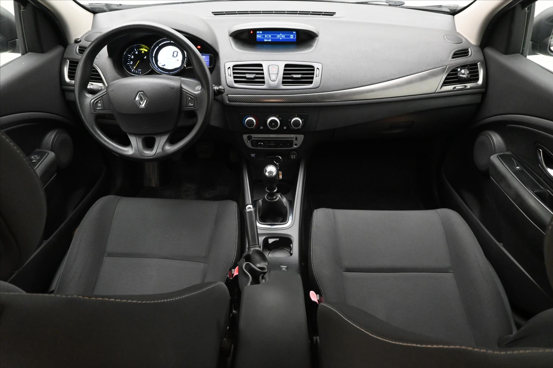 Hlavní fotografie vozu Renault Mégane 1,5 dCi 81kW Grandtour Tažné Klimatizace (15)