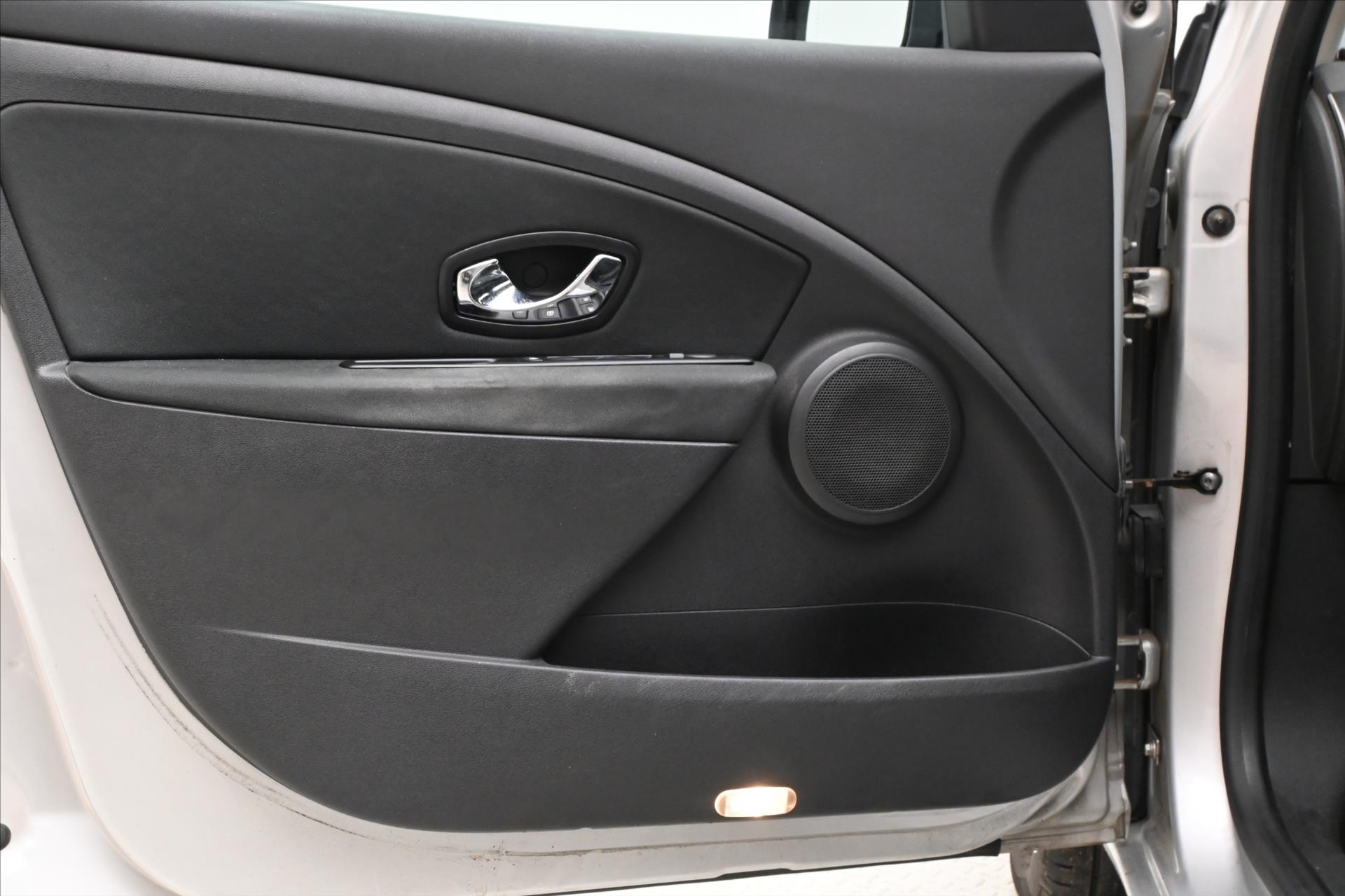 Hlavní fotografie vozu Renault Mégane 1,5 dCi 81kW Grandtour Tažné Klimatizace (23)