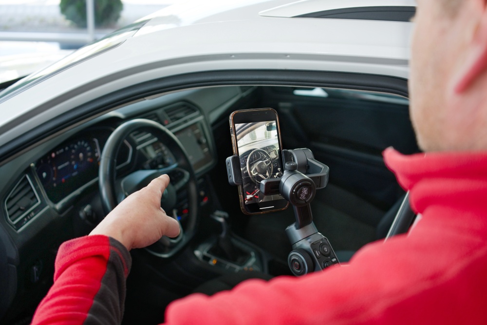 Online tour of car 1